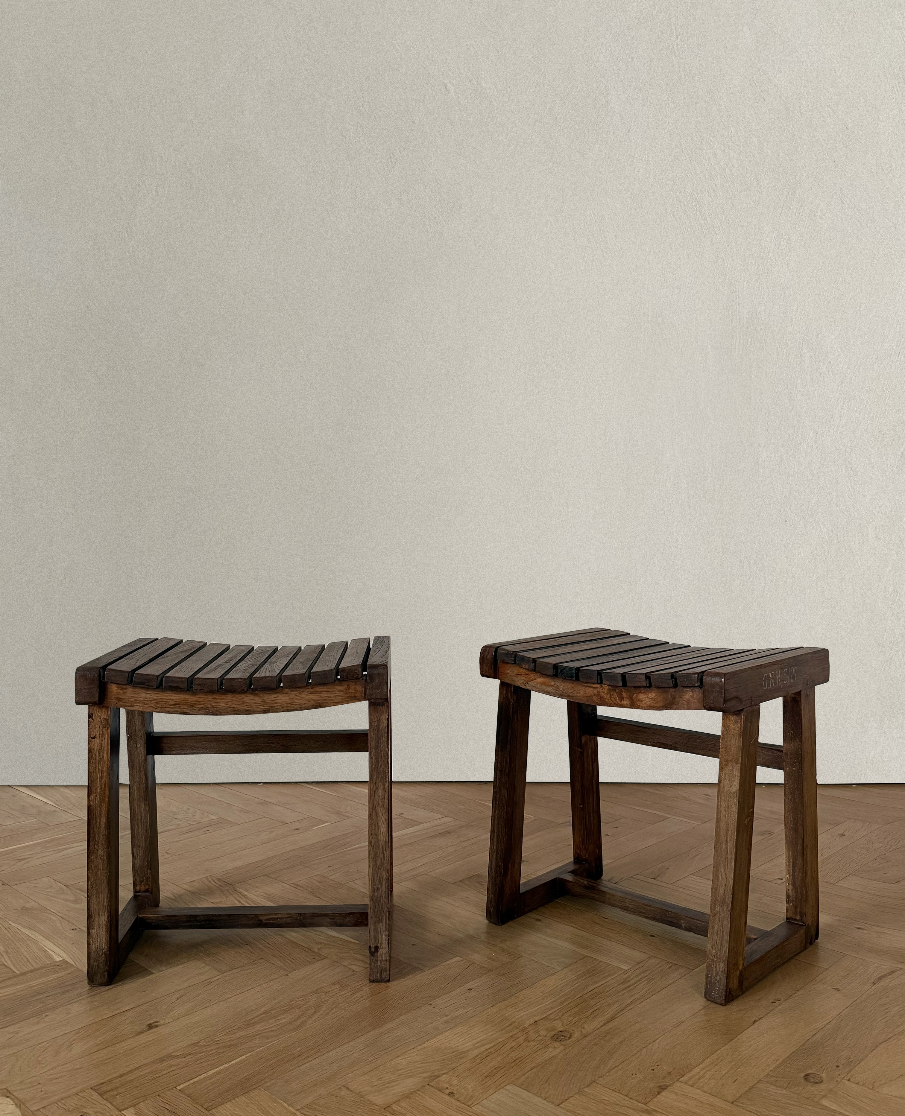 Pierre Jeanneret STOOL ラタン張り リプロダクト Pierre Jeanneret STOOL ラタン張り リプロダクト 【公式通販】