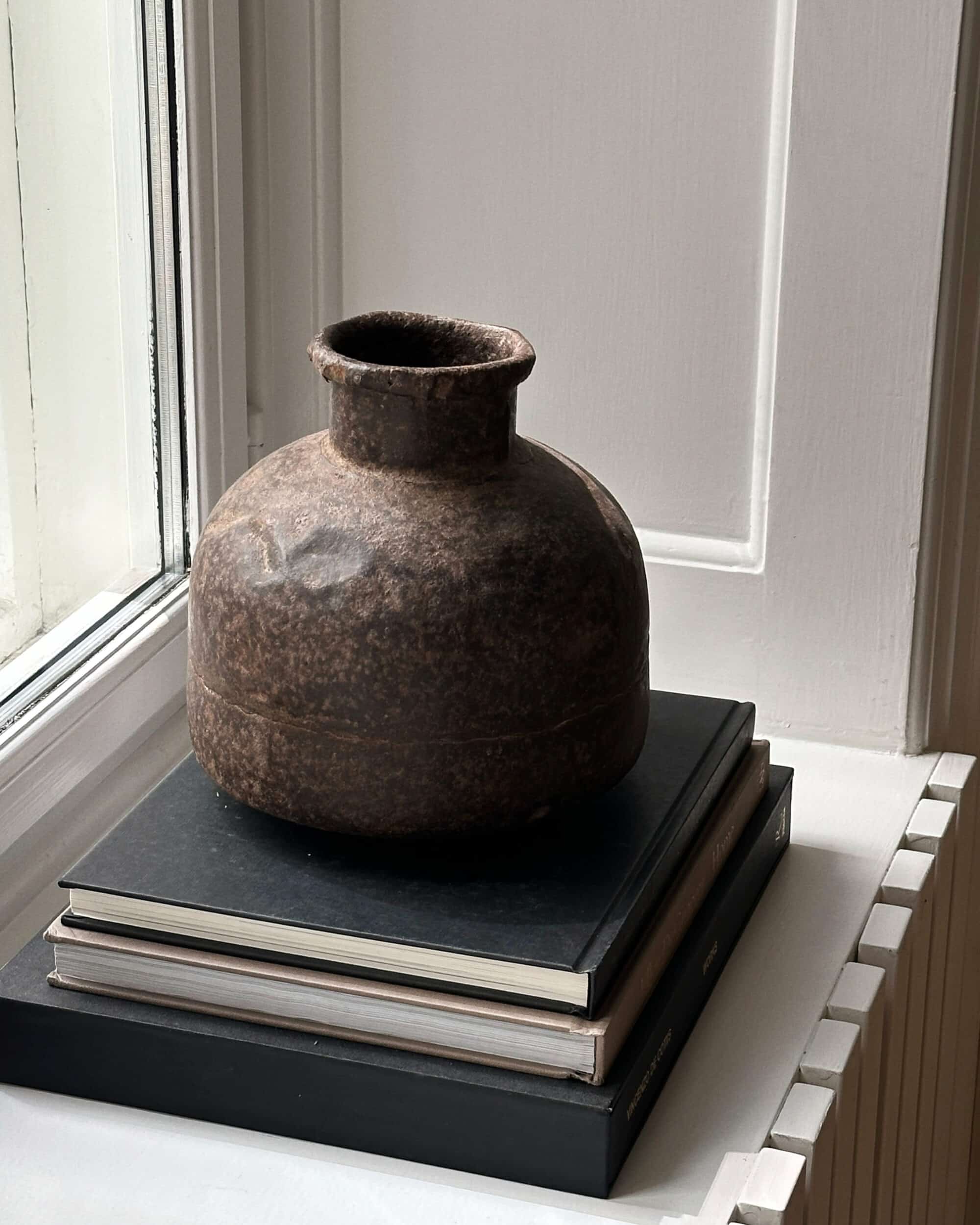 Atelier Ruby ANTIQUE POT - RUBY ATELIER