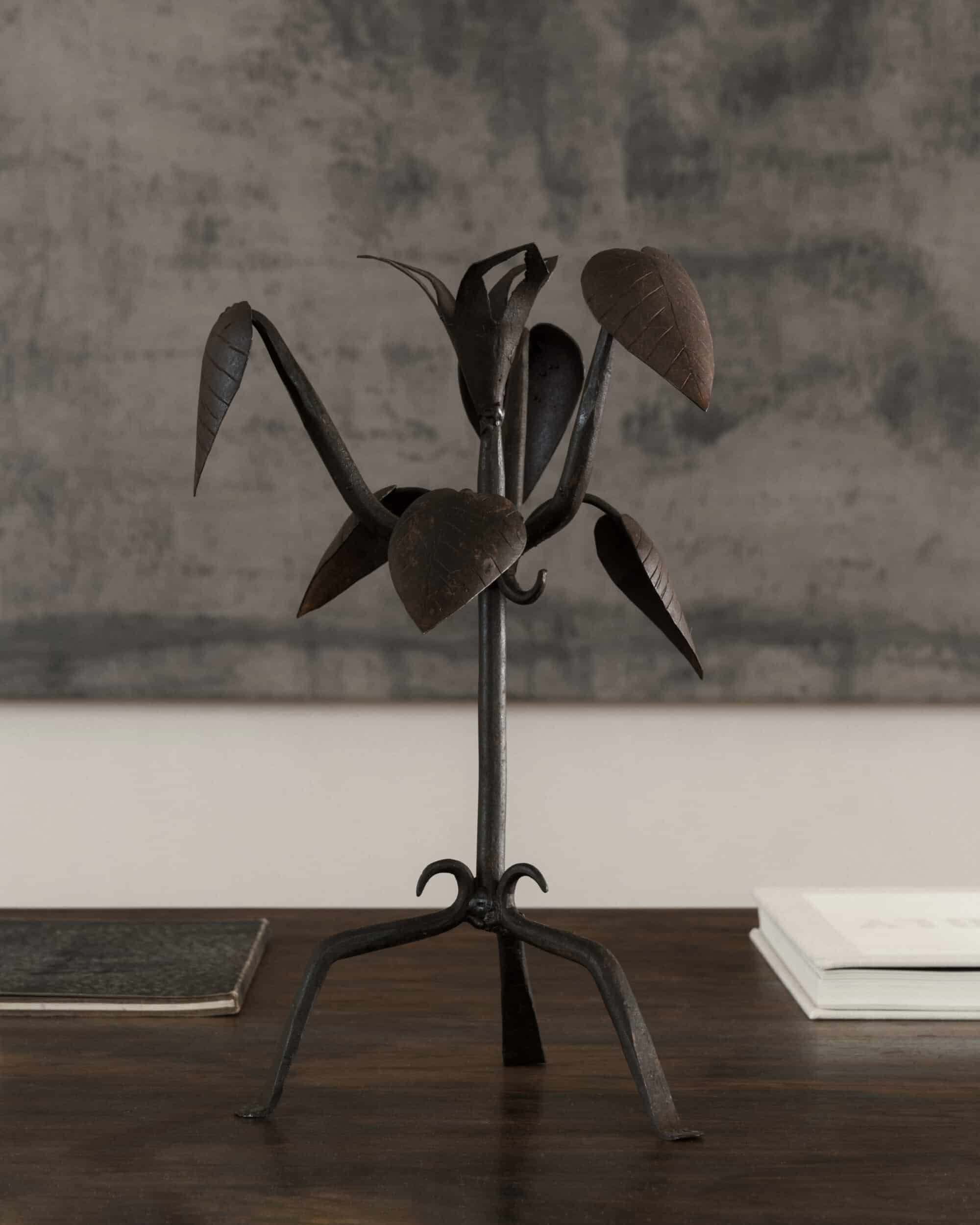 IRON CANDLE HOLDER - RUBY ATELIER